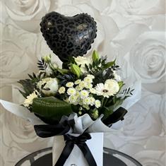 Black and White Gift Set 